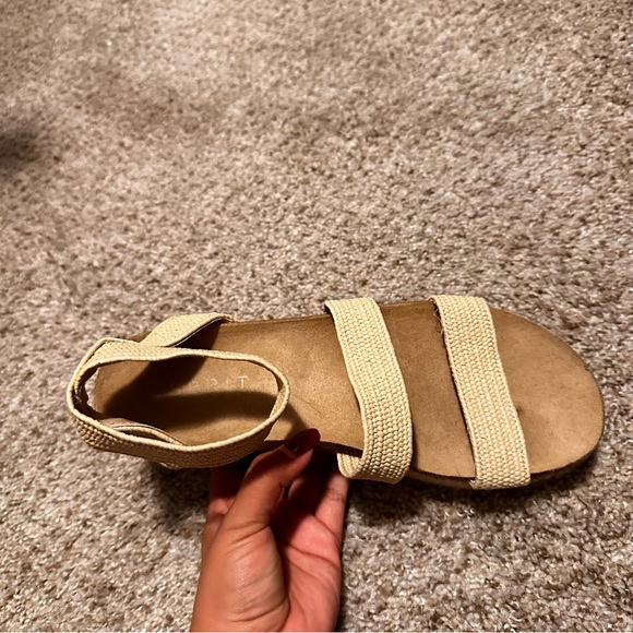 ESPIRIT Gigi Platform Walking Sandals Size 8.5 Beige Tan Manmade Woven Straw - Picture 4 of 8